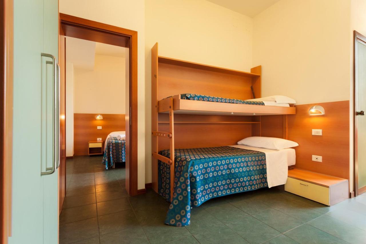 Hotel Atlantic Vista Mare Pesaro Eksteriør billede